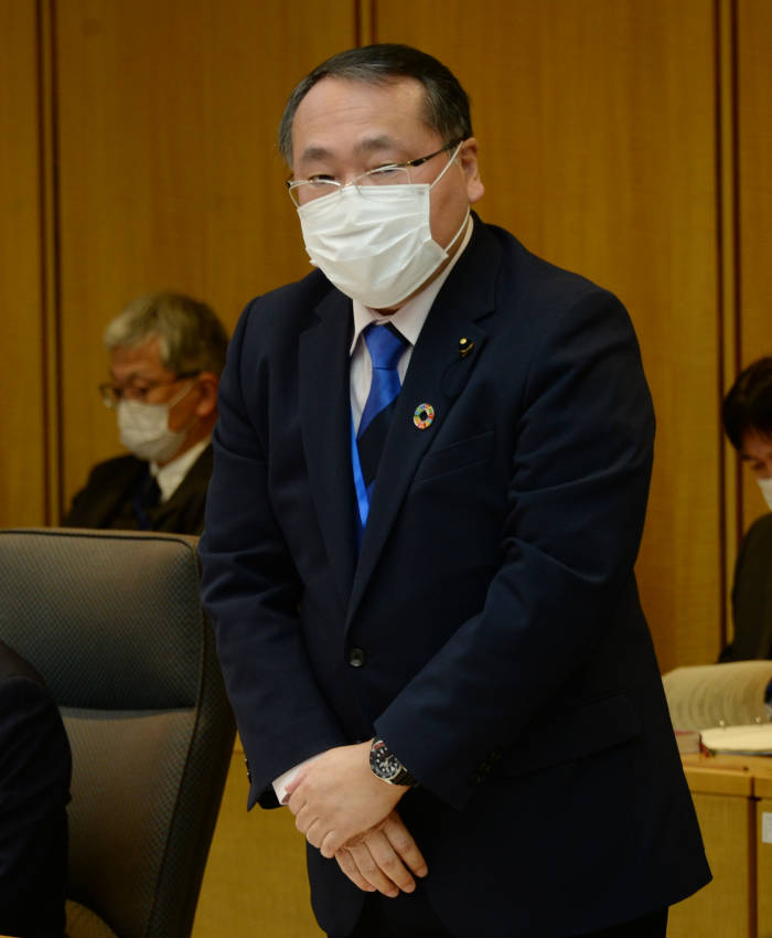 神奈川県議会議員 磯本桂太郎 スライド1s
